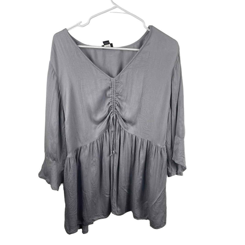 Torrid Gray 100%‎ Rayon Ruffle Cinched Tunic Style Top Size 2